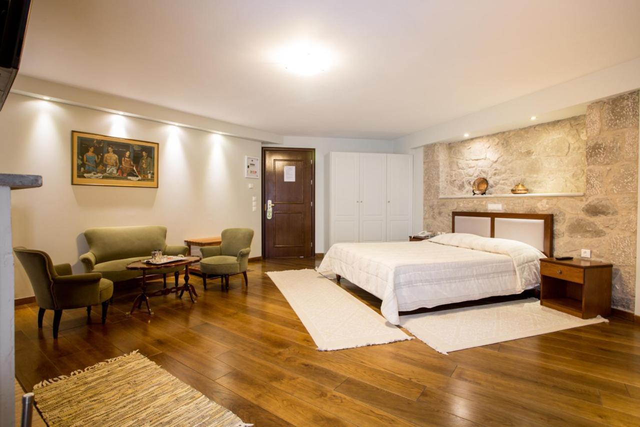 Ellinon Thea Arachova Hotel Bagian luar foto