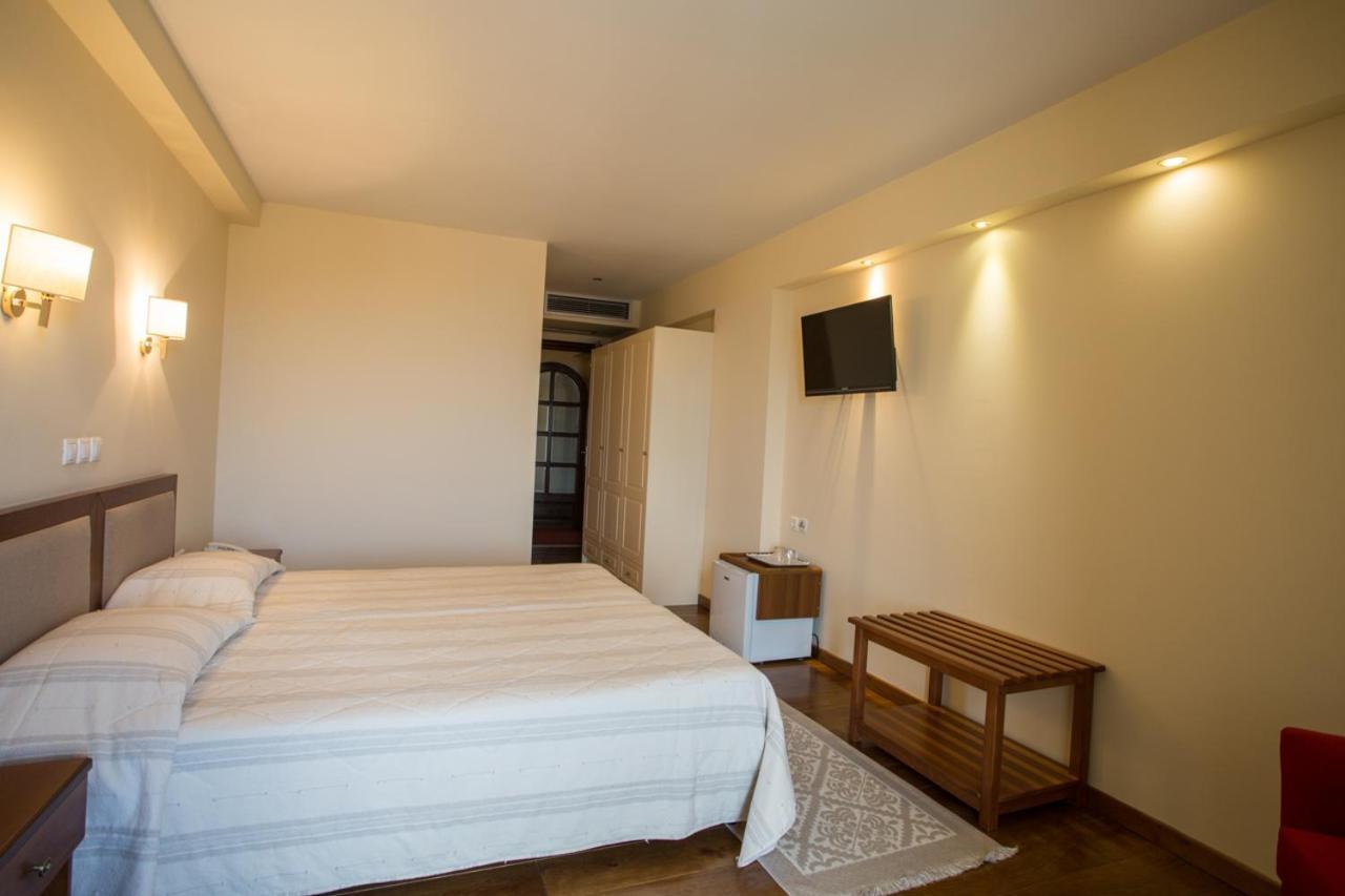 Ellinon Thea Arachova Hotel Bagian luar foto