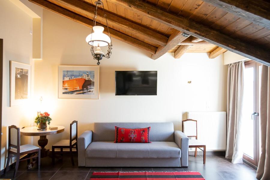 Ellinon Thea Arachova Hotel Bagian luar foto