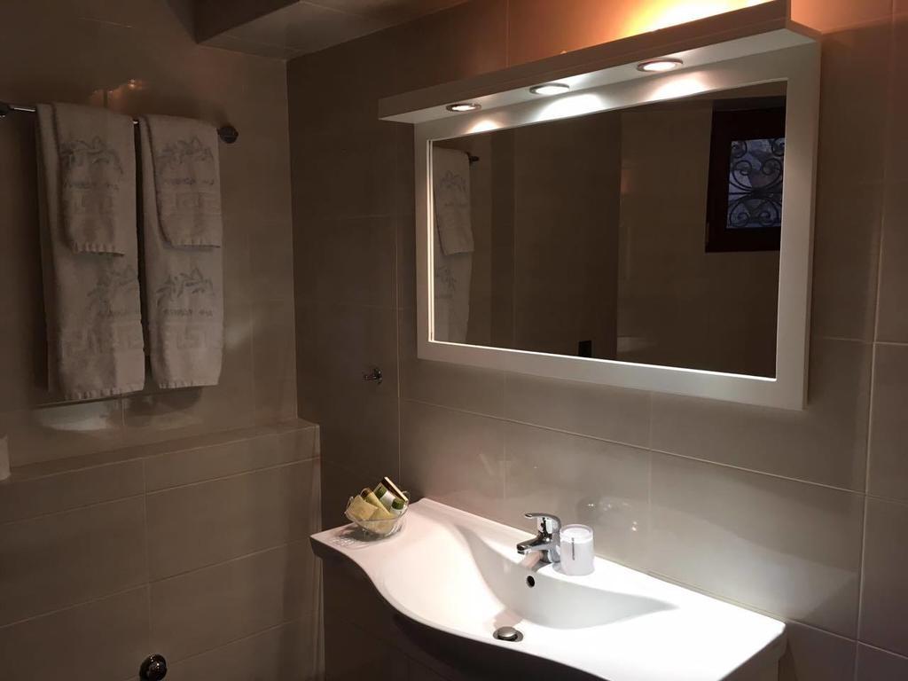 Ellinon Thea Arachova Hotel Bagian luar foto